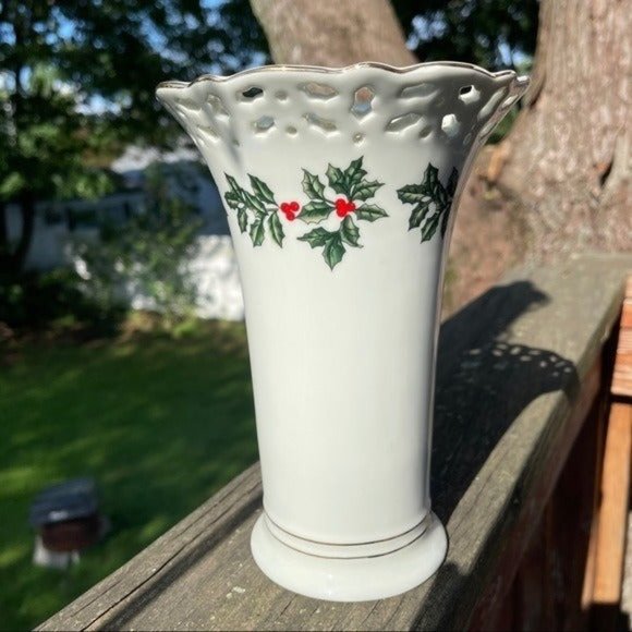 Madison And‎ Max Shabby Chic Ceramic Vase - Picture 4 of 5